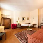 Mondial Appartement Hotel